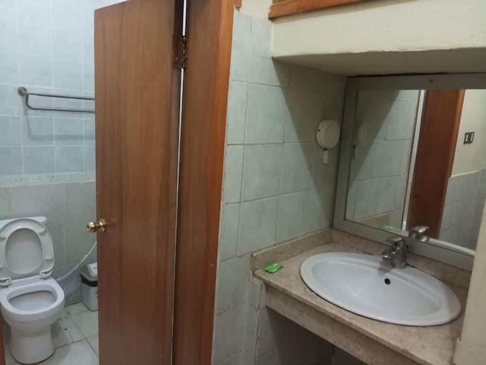 Deluxe Room, Balcony, City View photo 2