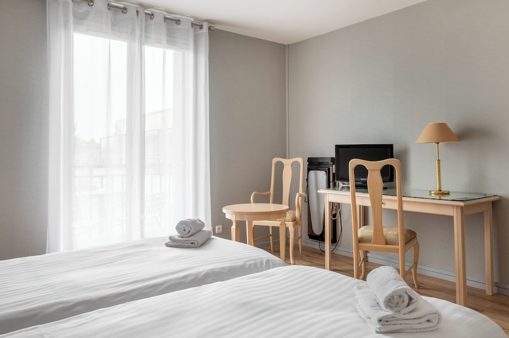 Classic Twin Room - Photo 1