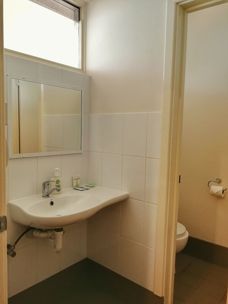 Queen and Single Room photo 3