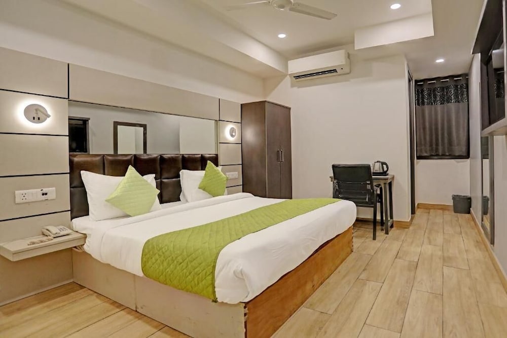 Standard Double Room - Photo 4