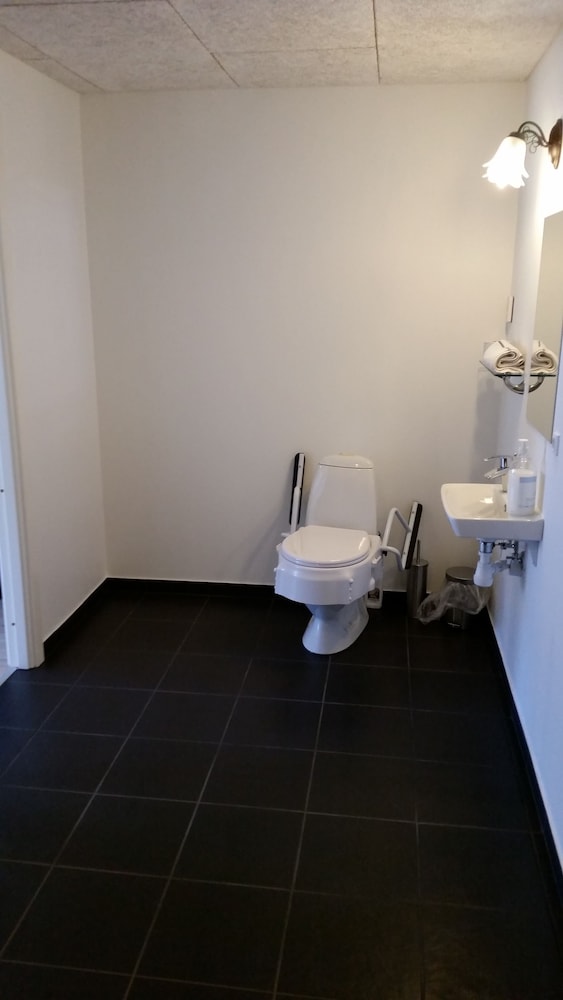 Deluxe Triple Room, Accessible, Kitchenette photo 3