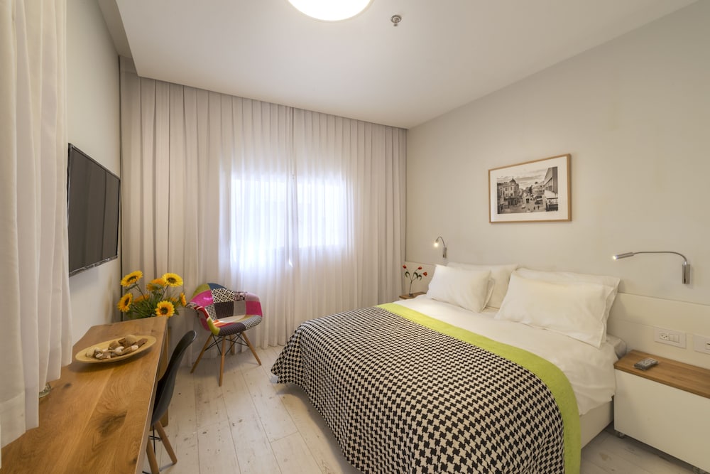 Superior Double or Twin Room photo 1