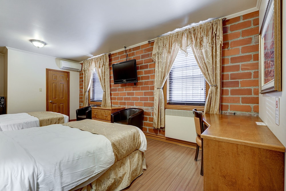 Comfort Room, 2 Queen Beds photo 3
