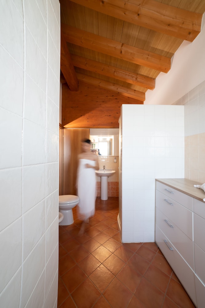 Classic Triple Room - Photo 4