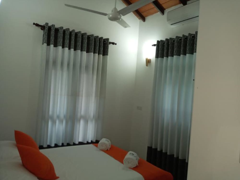 Standard Double Room - Photo 3