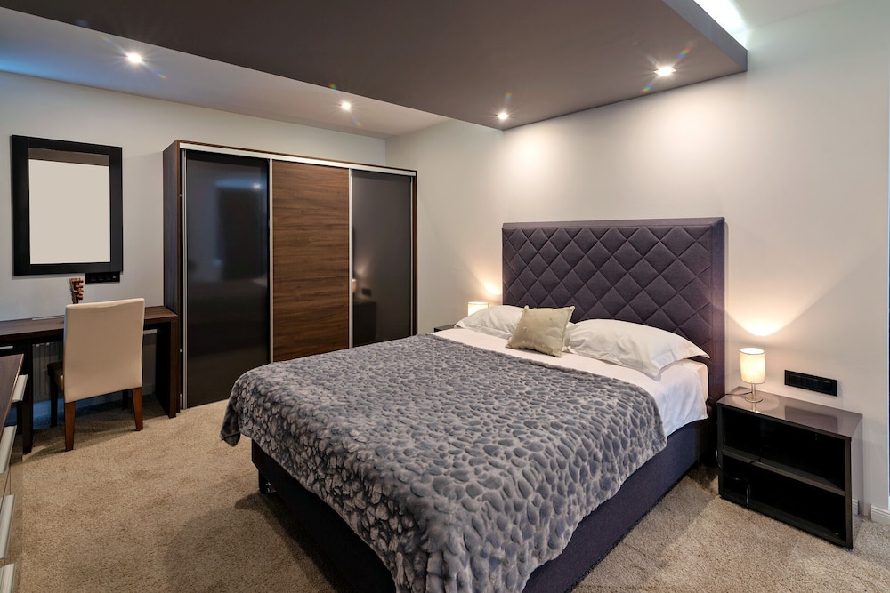 Deluxe Penthouse
