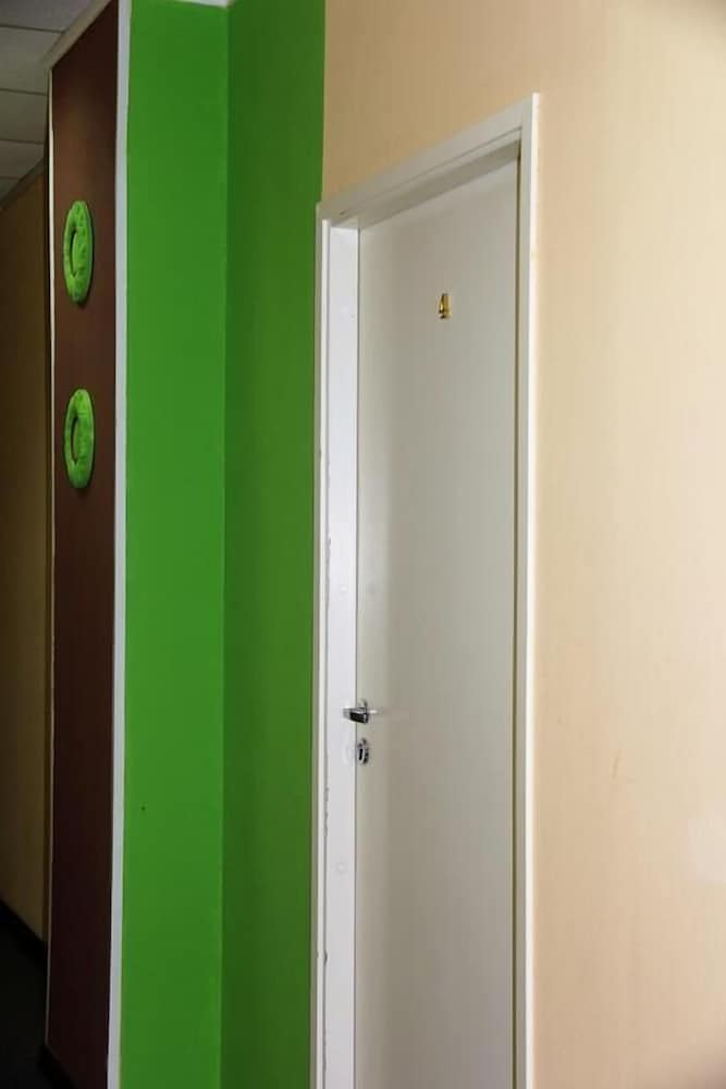 Economy Quadruple Room photo 3