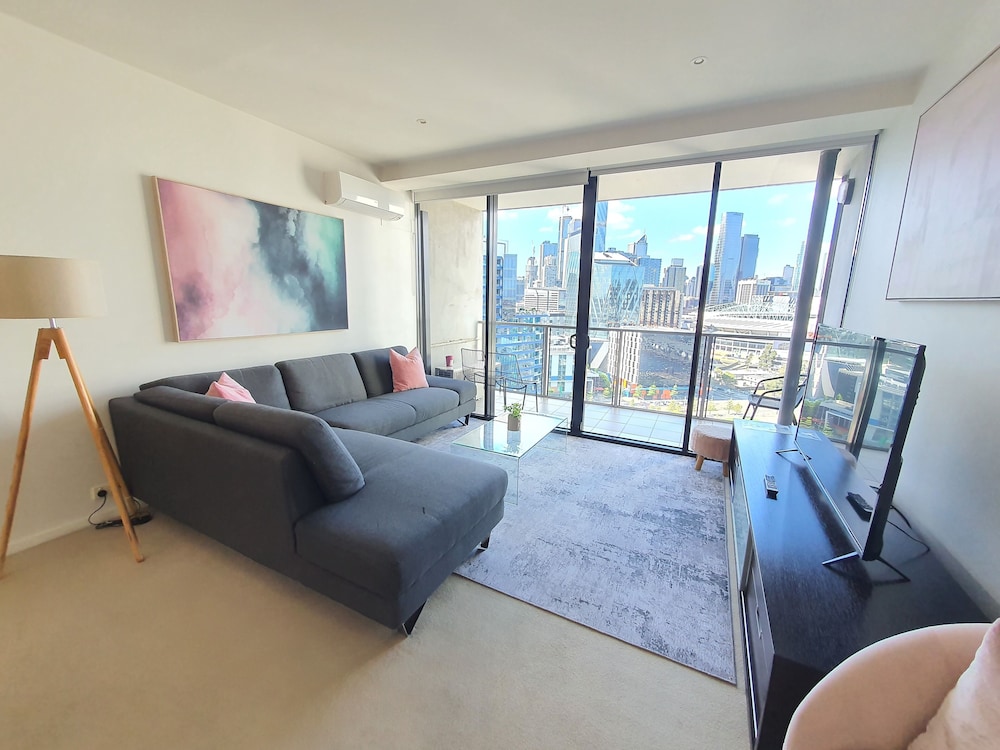 One Bedroom Apartment photo 2