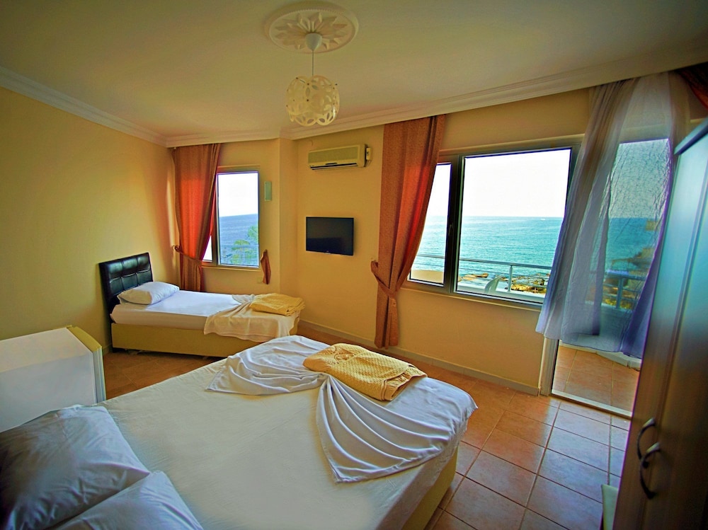 Standard Room, Balcony photo 2