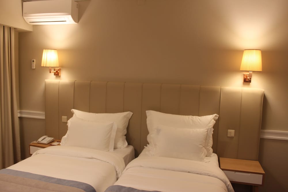 Double or Twin Room, Sea View - Photo 3