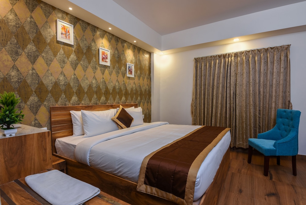 Premium Plus Rooms, 1 Double Bed, City View