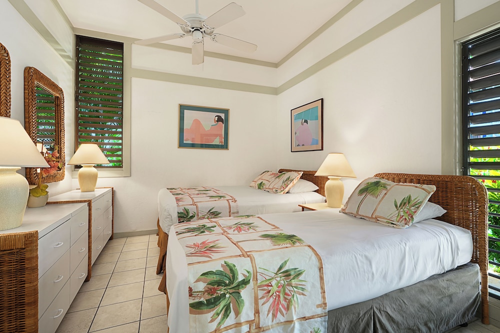 Room, 2 Bedrooms, Partial Ocean View (Unit 66, 2 Bath)