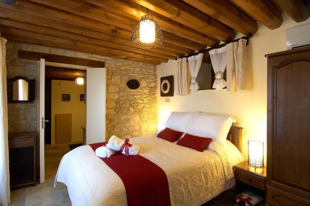 Superior Apartment, 1 Bedroom, 2 Bathrooms (The Makrinari Paraskevou) - Photo 5