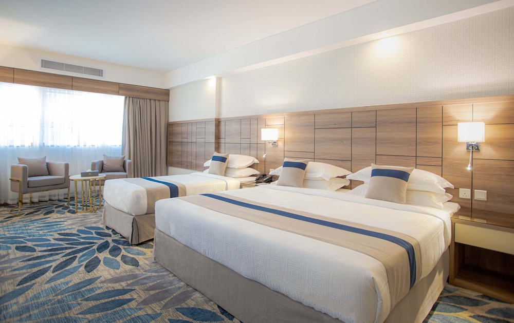 Deluxe Double Room, 1 King Bed photo 3
