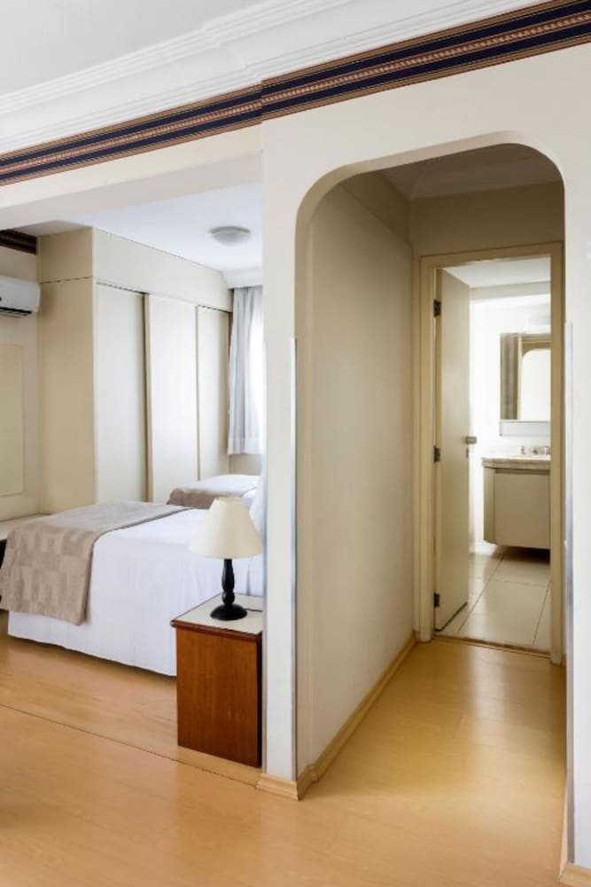 Deluxe Twin Room, Multiple Beds - Photo 3