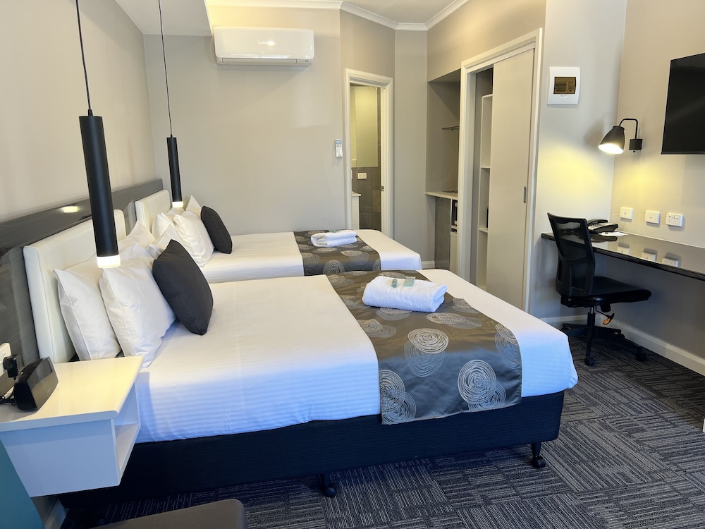 Twin Room (Corporate) - Photo 3
