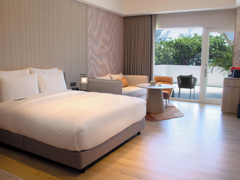 Executive Room, Balcony