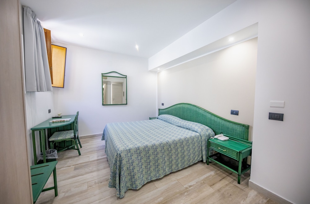 Comfort Double or Twin Room, Annex Building - Photo 5