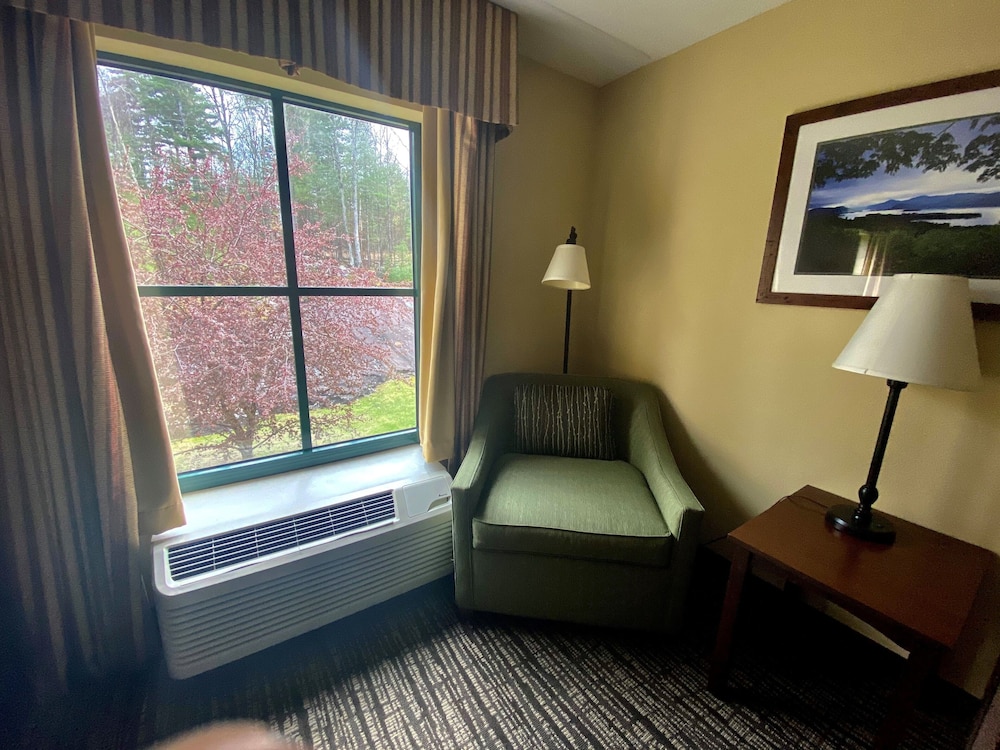 Suite, Two Queen Beds, Non-Smoking - Photo 6