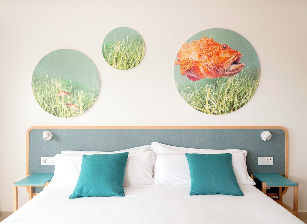 Suite, Sea View, Beachfront photo 3