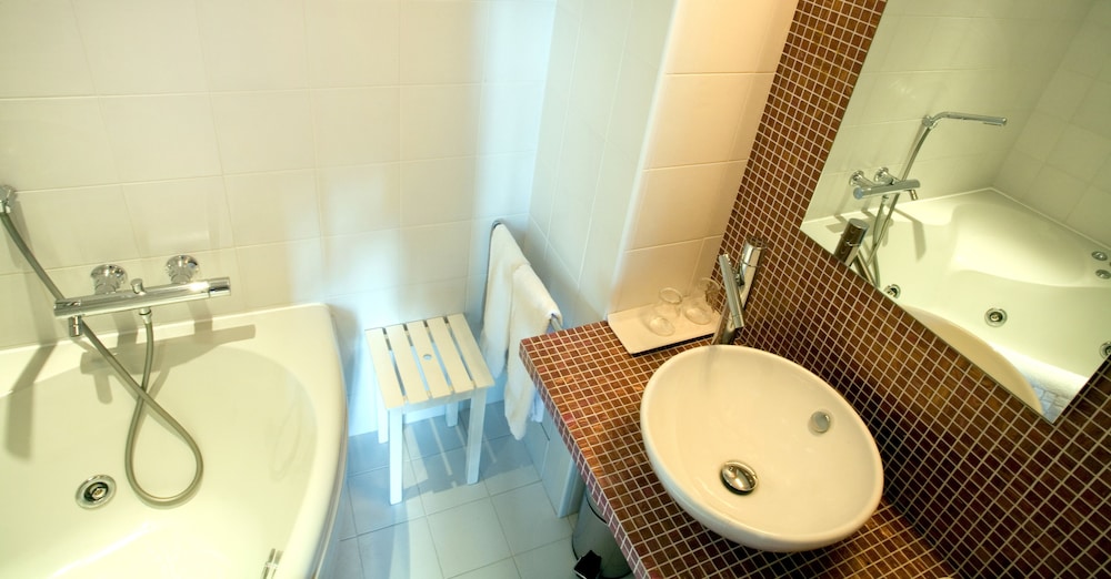 Double room with spa bath (Premium garden side) - Photo 6