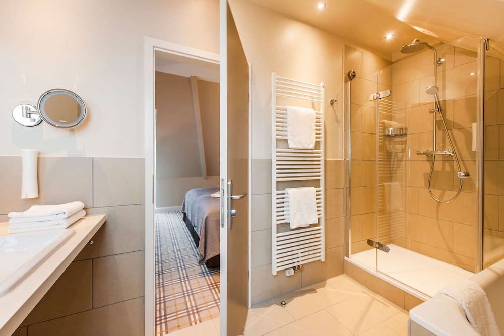 Junior Suite (Single Use) - Photo 2
