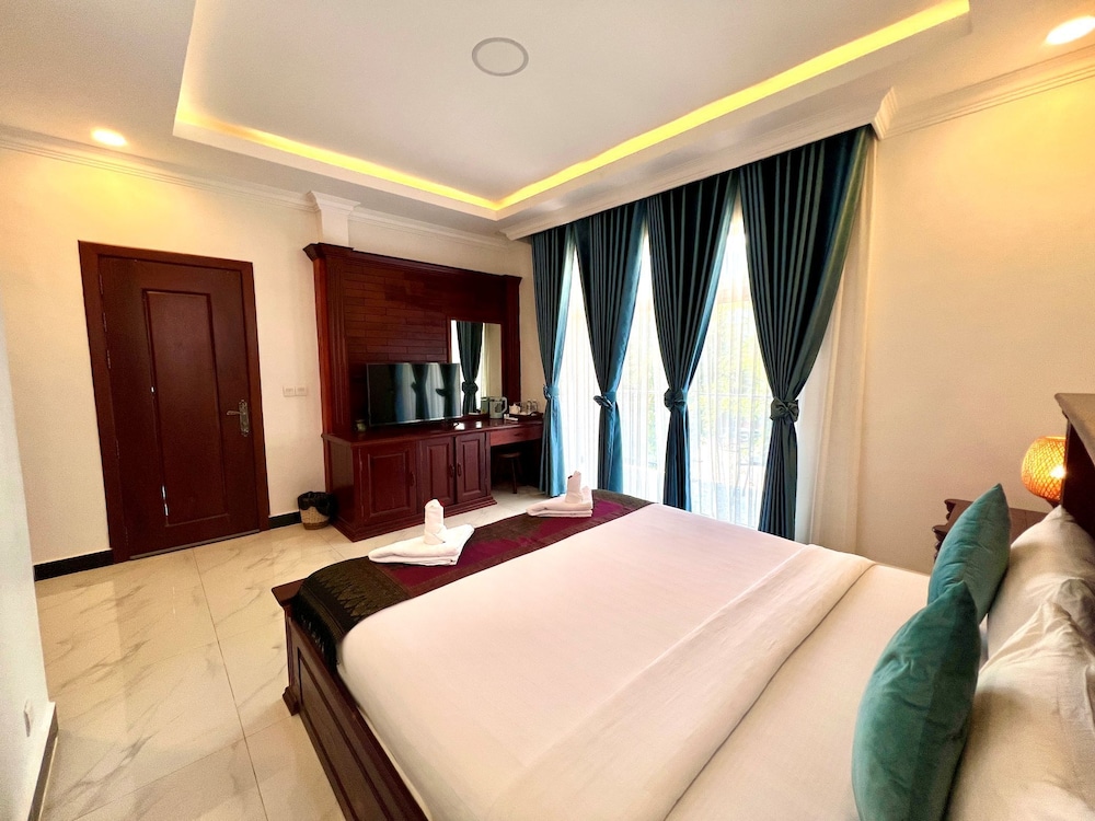 Superior Double Room, Balcony, City View photo 1