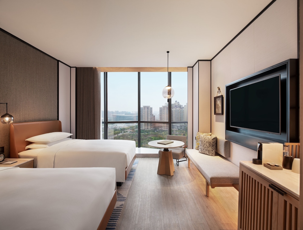 Club Room, 2 Twin Beds