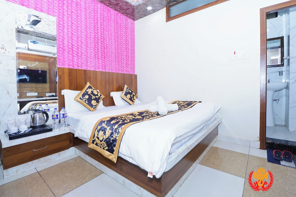 Deluxe Double Room - Photo 1