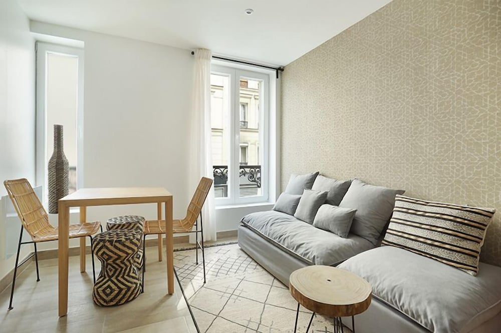 Basic Apartment photo 1