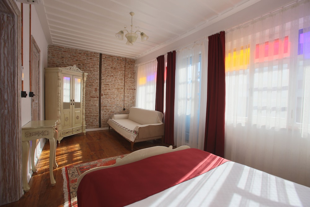 Luxury Quadruple Room
