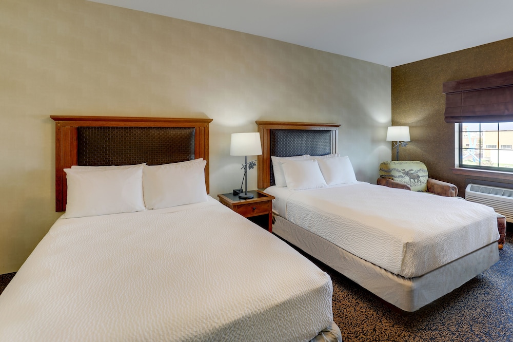 Deluxe Room, 2 Queen Beds, Non Smoking - Photo 3