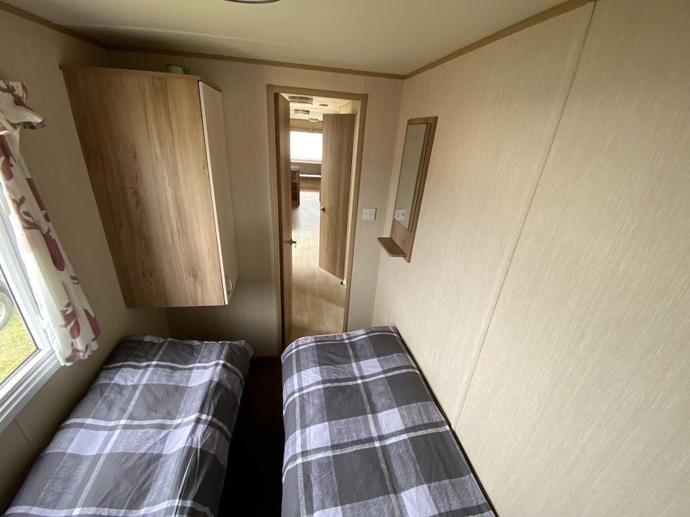 Cabin photo 2