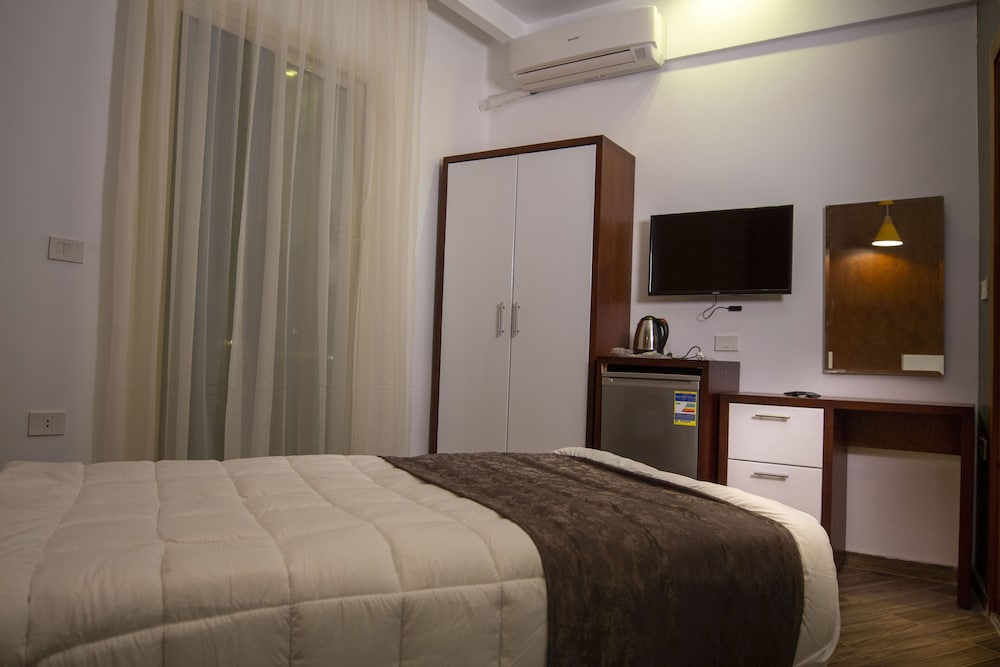 Deluxe Double Room - Photo 4