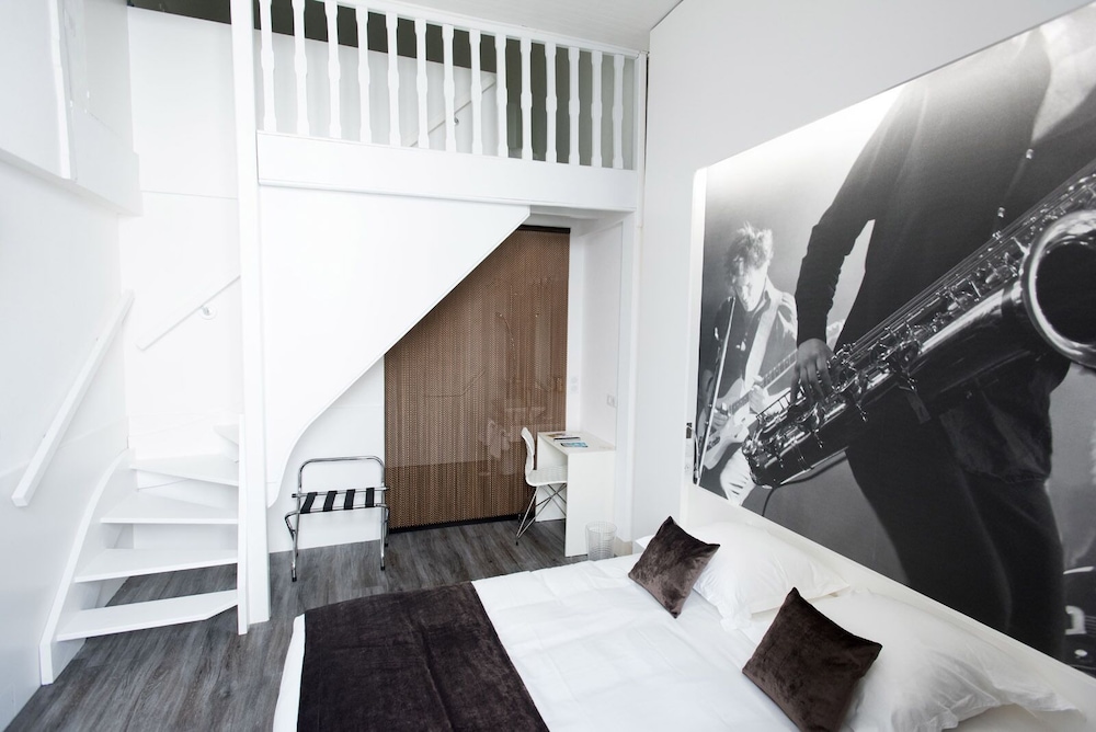 Superior Quadruple Room photo 3