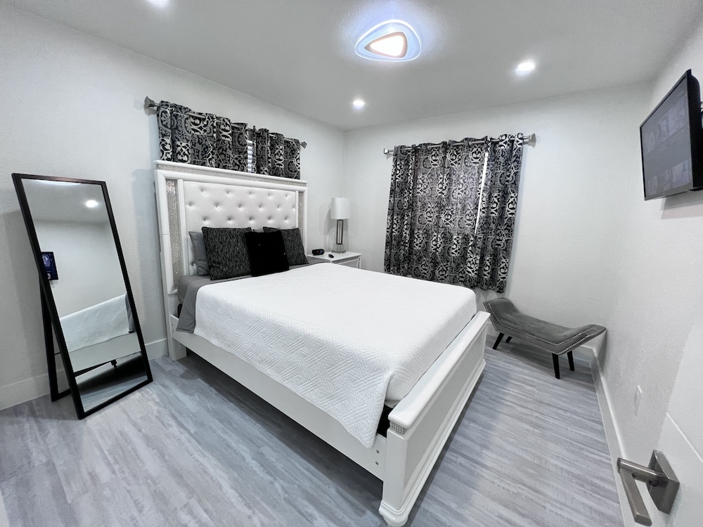 Apartment, 2 Bedrooms, Terrace, City View photo 3