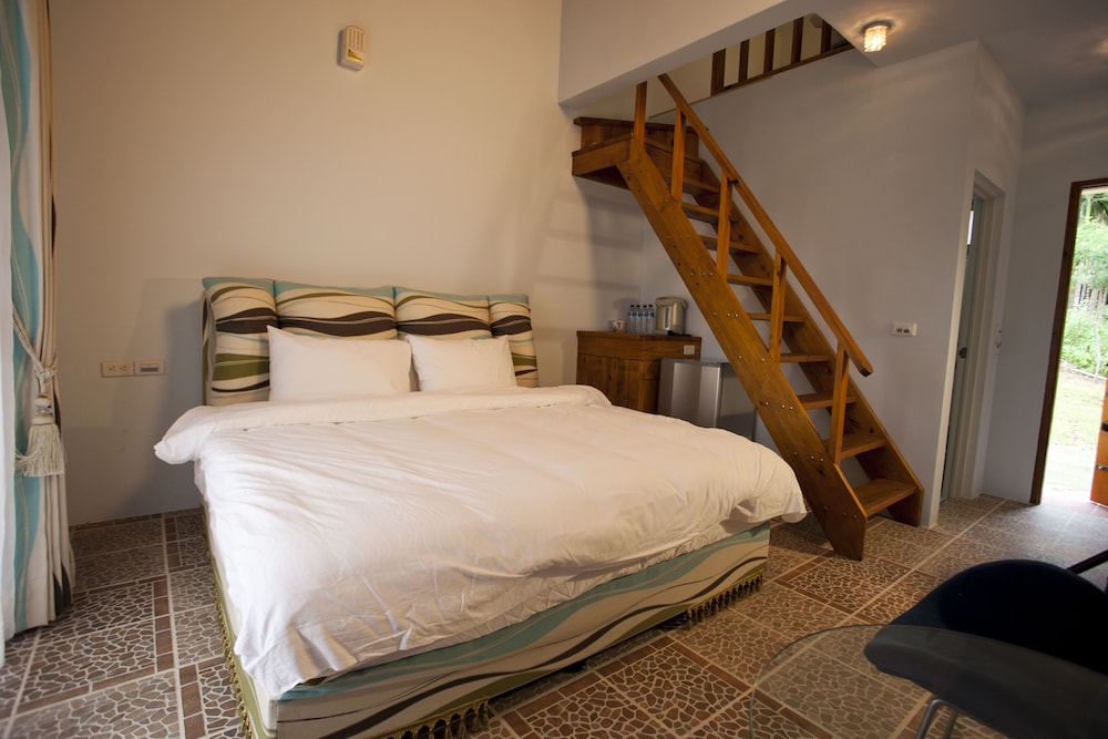 Standard Quadruple Room, Multiple Beds photo 1