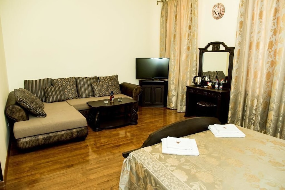 Comfort Studio, 1 Double Bed with Sofa bed photo 2