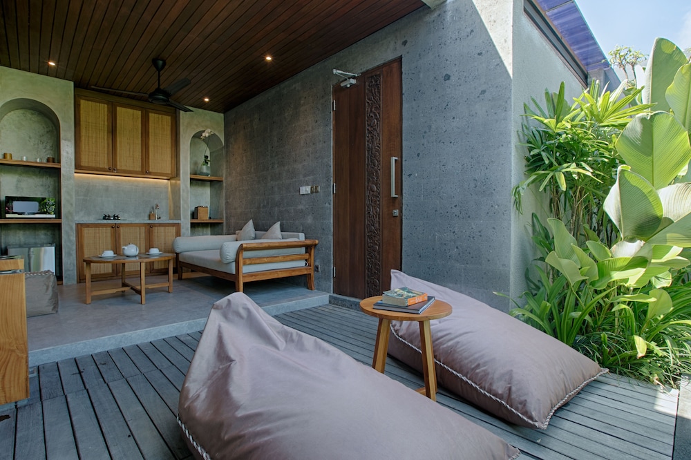 One Bedroom Private Pool Villa - Photo 8