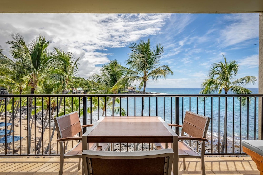 Room, 2 Bedrooms, 2 Bathrooms, Oceanfront