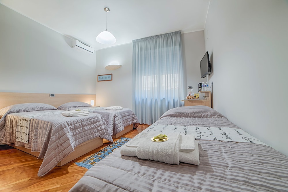 Comfort Triple Room, 1 Bedroom, Ensuite photo 1
