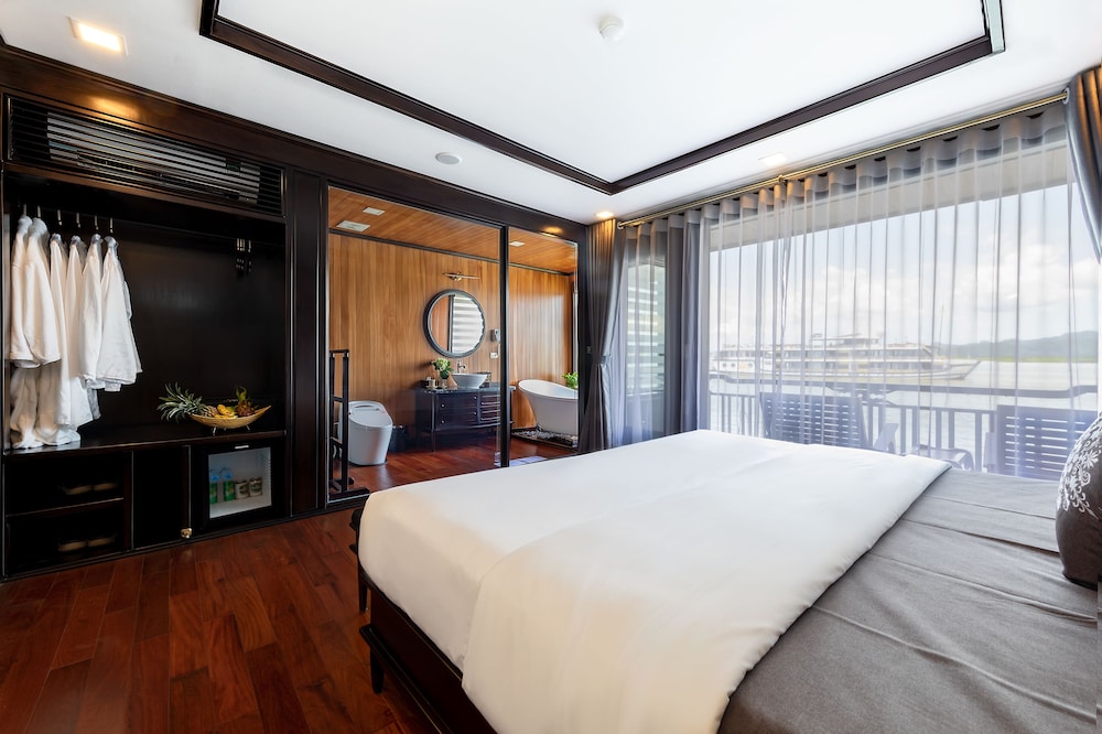 Premium Double or Twin Room photo 1