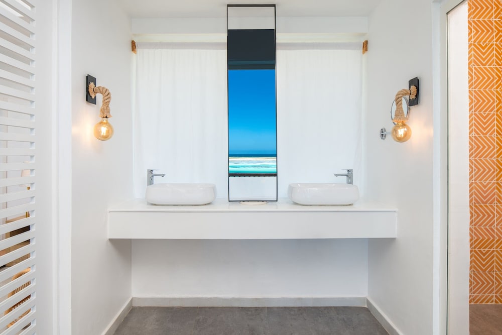 Villa, 1 Bedroom, Ocean View (Balcony) - Photo 5