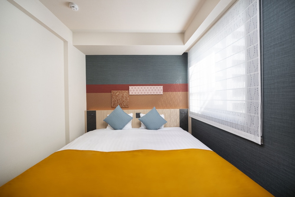 Double Room, 1 King Bed, Non Smoking photo 3