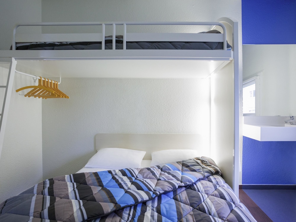Room (Trio) photo 2