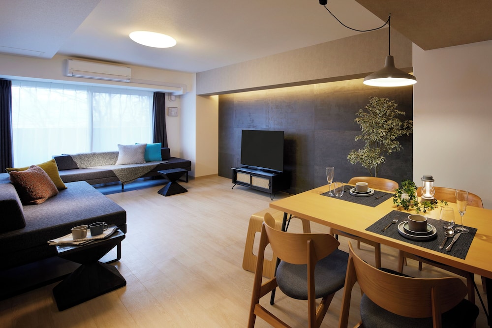 Executive Apartment, 2 Bedrooms, Sauna thumbnail 6