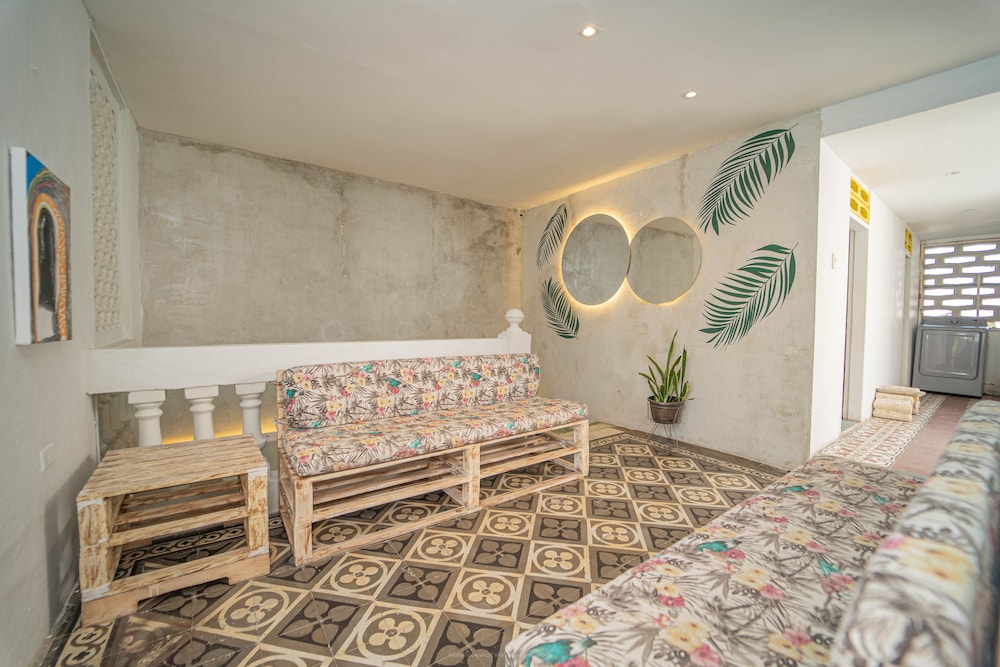 Basic Shared Dormitory, Men Only, Shared Bathroom, City View