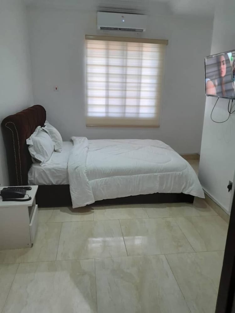 Standard Room, Hill View photo 2