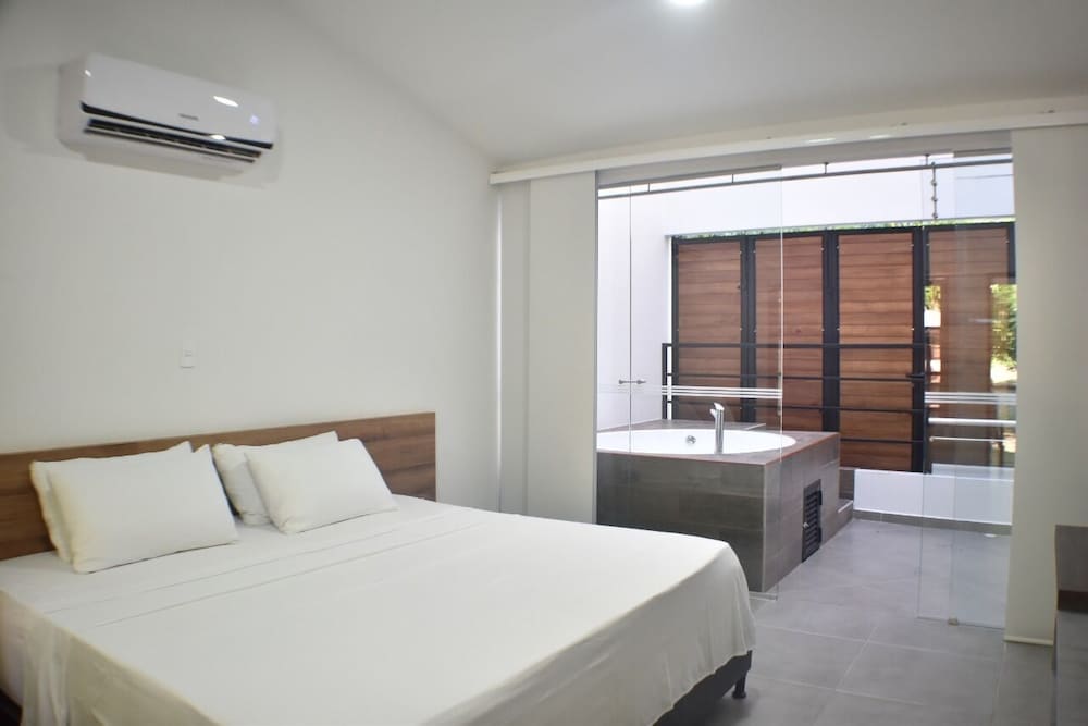 Suite photo 1