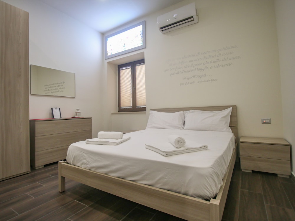 Classic Double Room (Procida)